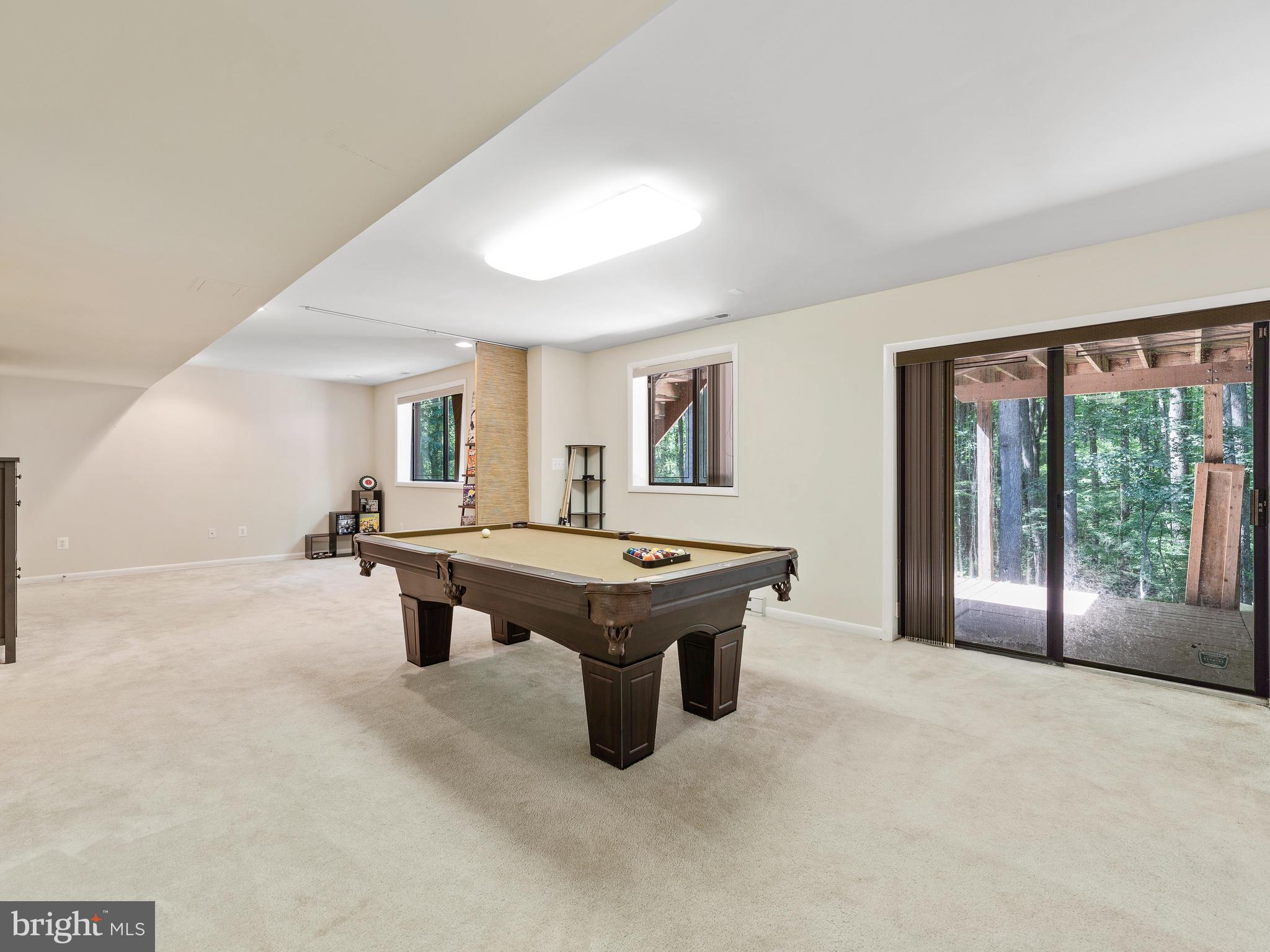 VILLAGE OF HICKORY RIDGE - Residential