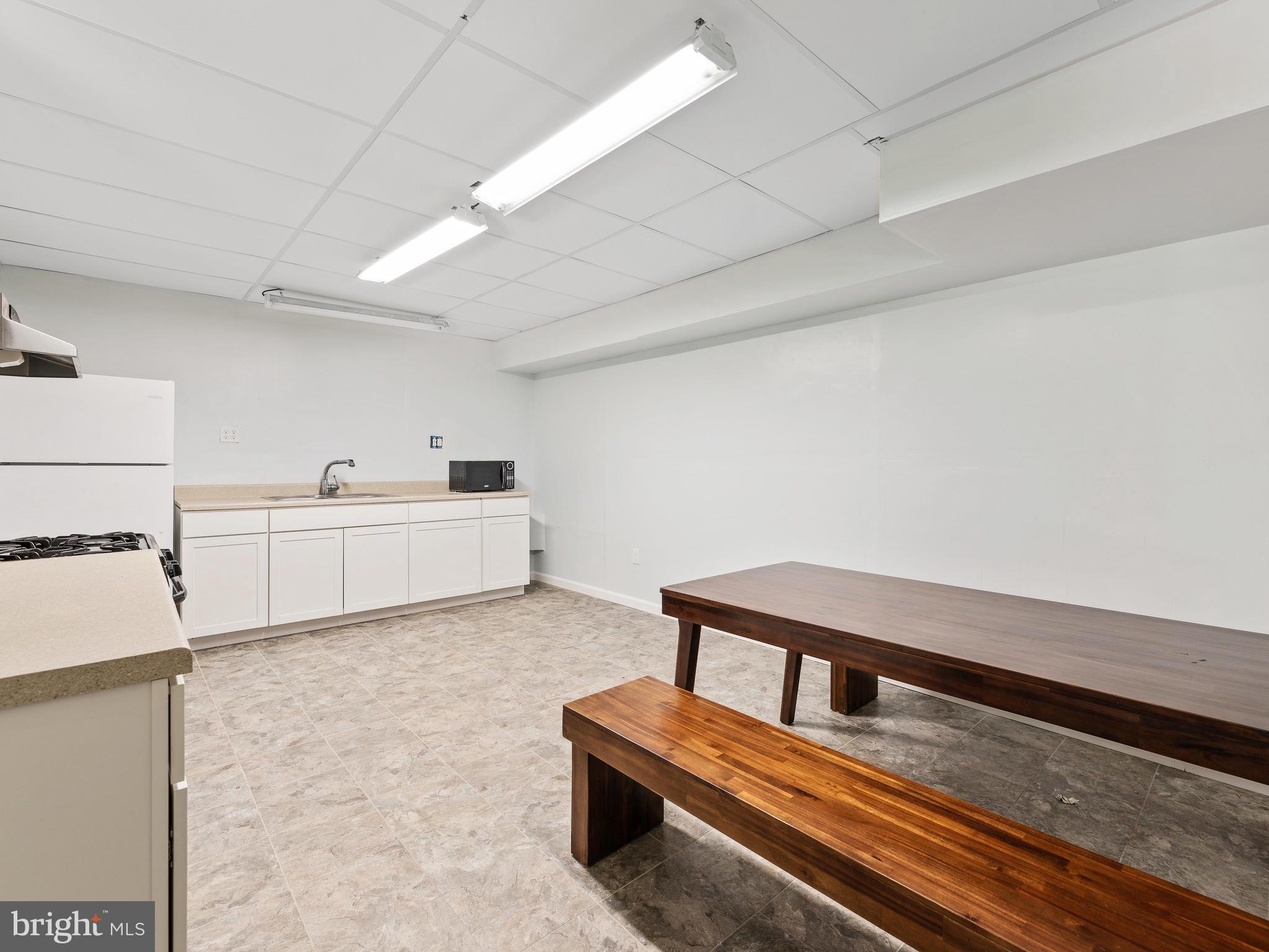 VILLAGE OF HICKORY RIDGE - Residential