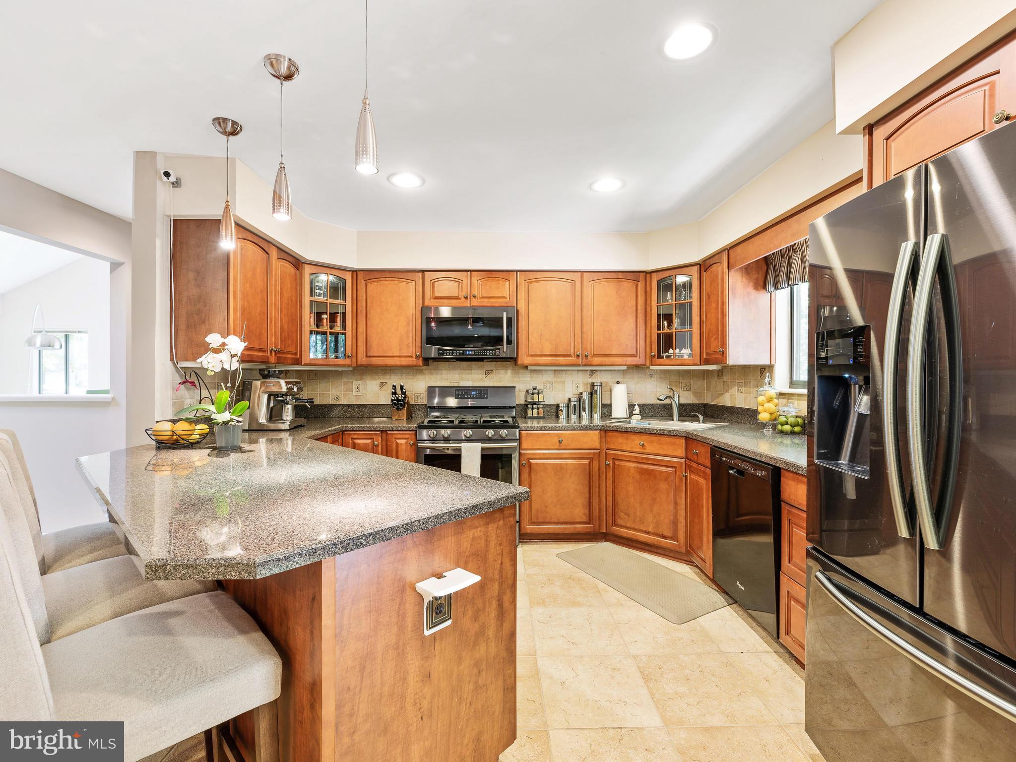 VILLAGE OF HICKORY RIDGE - Residential