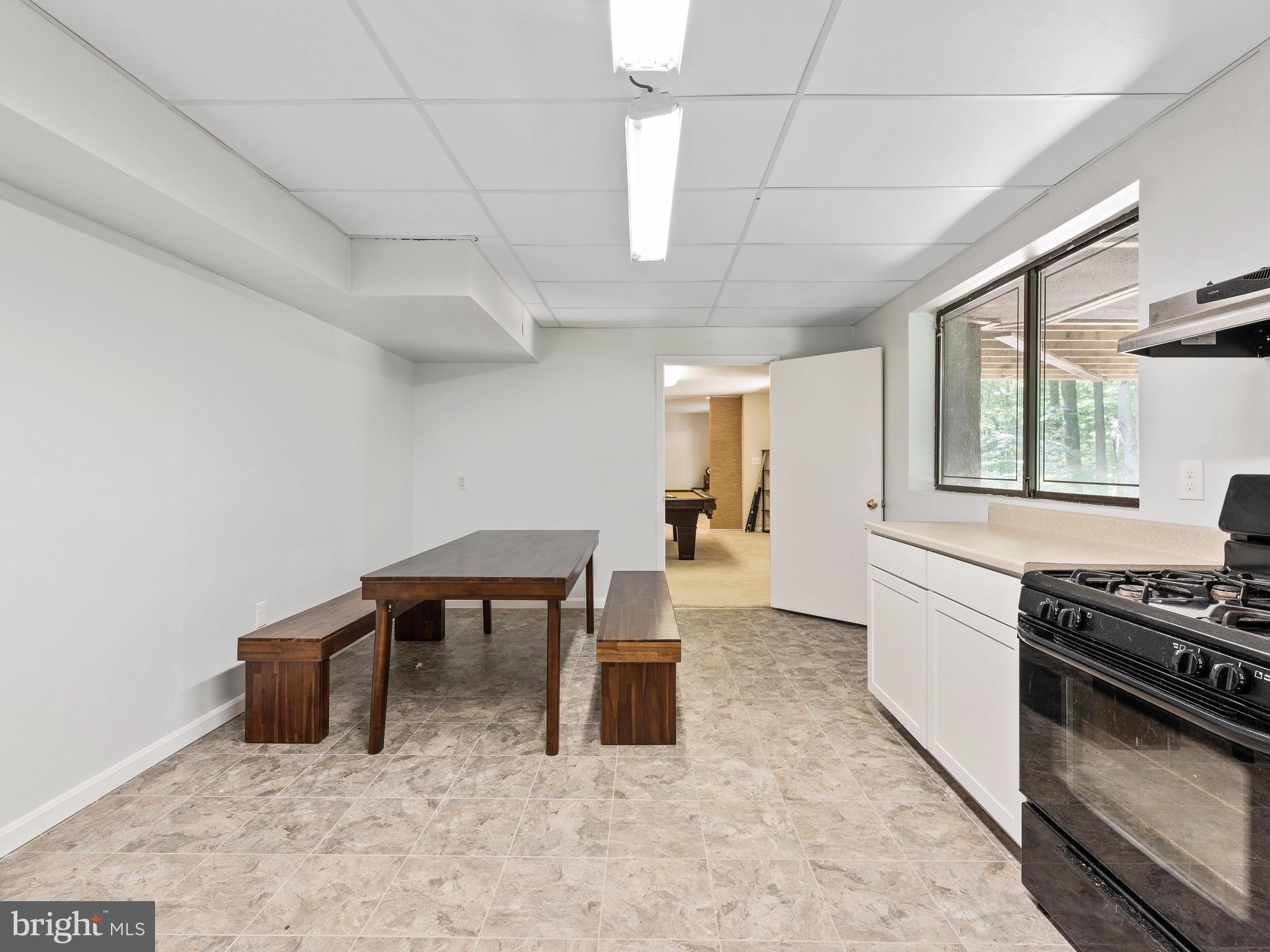 VILLAGE OF HICKORY RIDGE - Residential