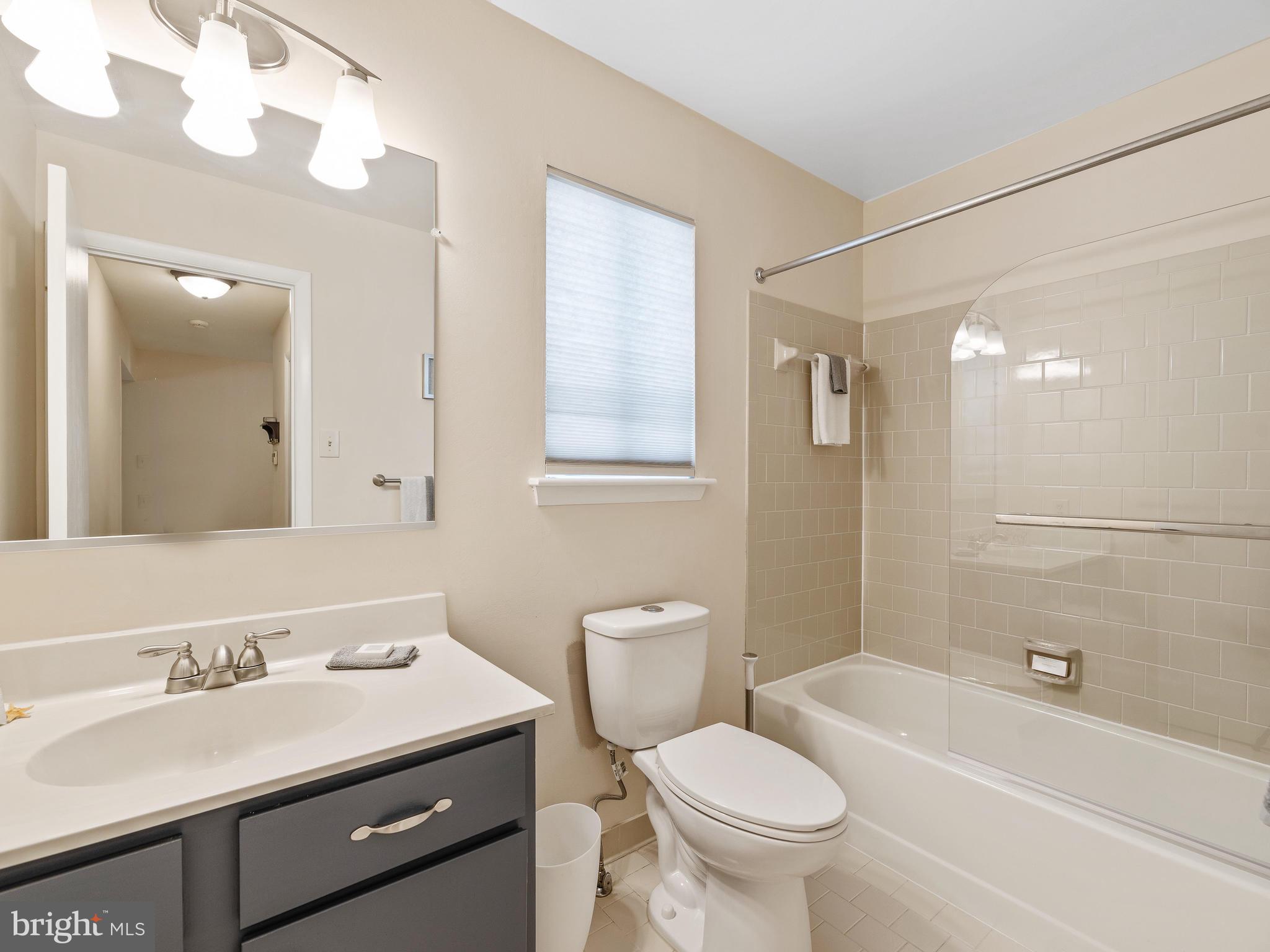 VILLAGE OF HICKORY RIDGE - Residential