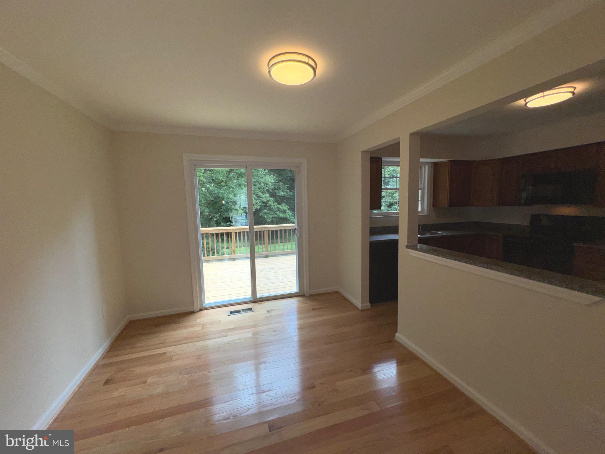 7679 SHEFFIELD VILLAGE LANE