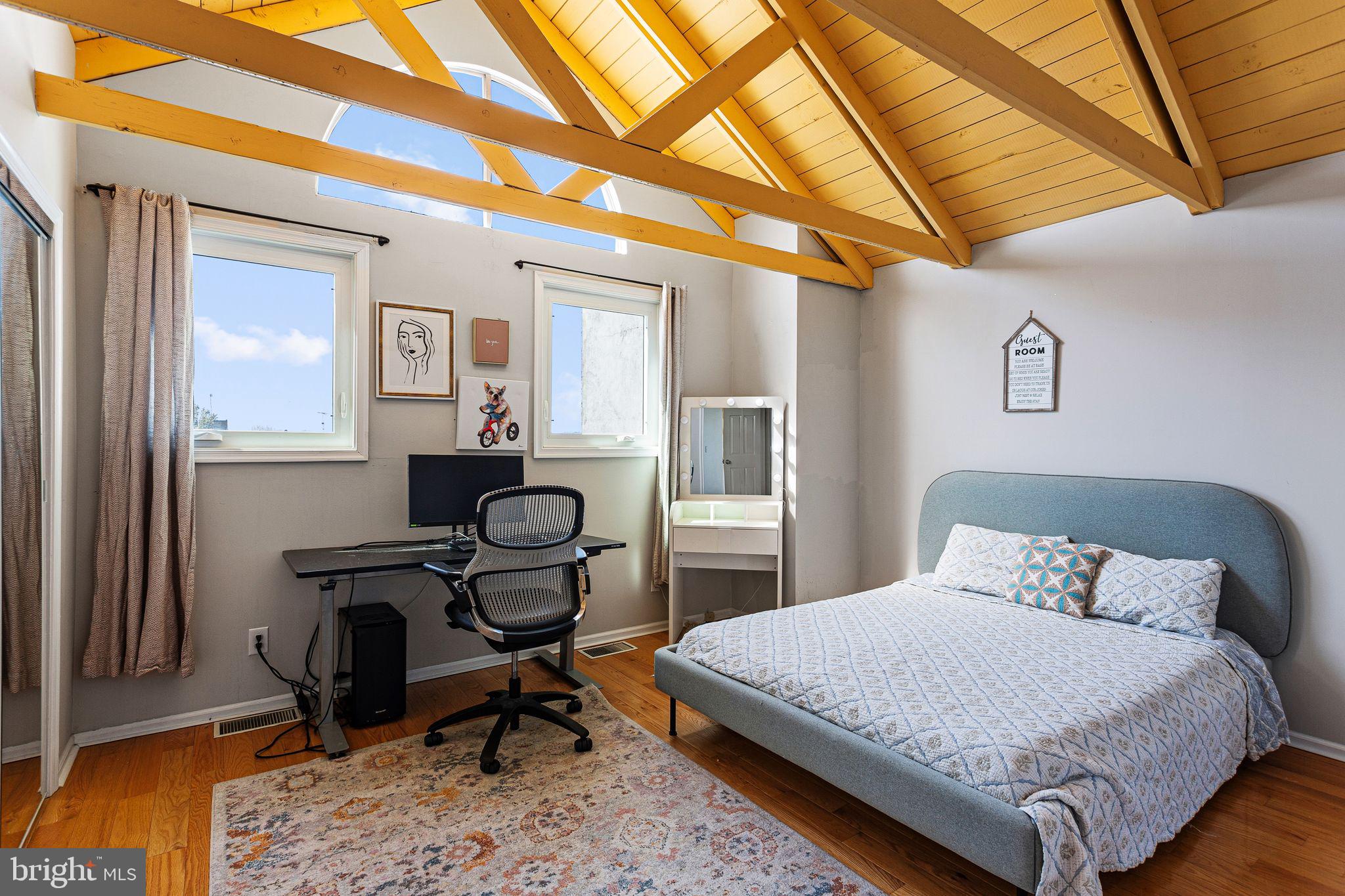 FAIRMOUNT - Residential