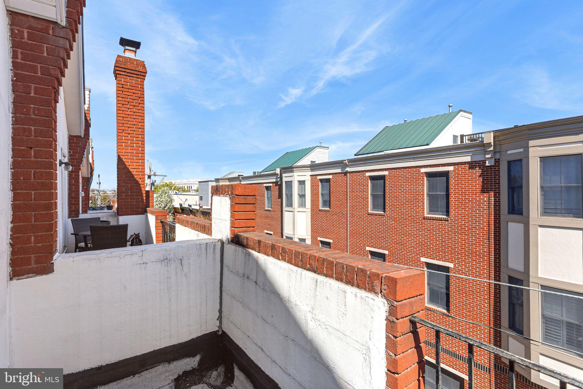 FAIRMOUNT - Residential