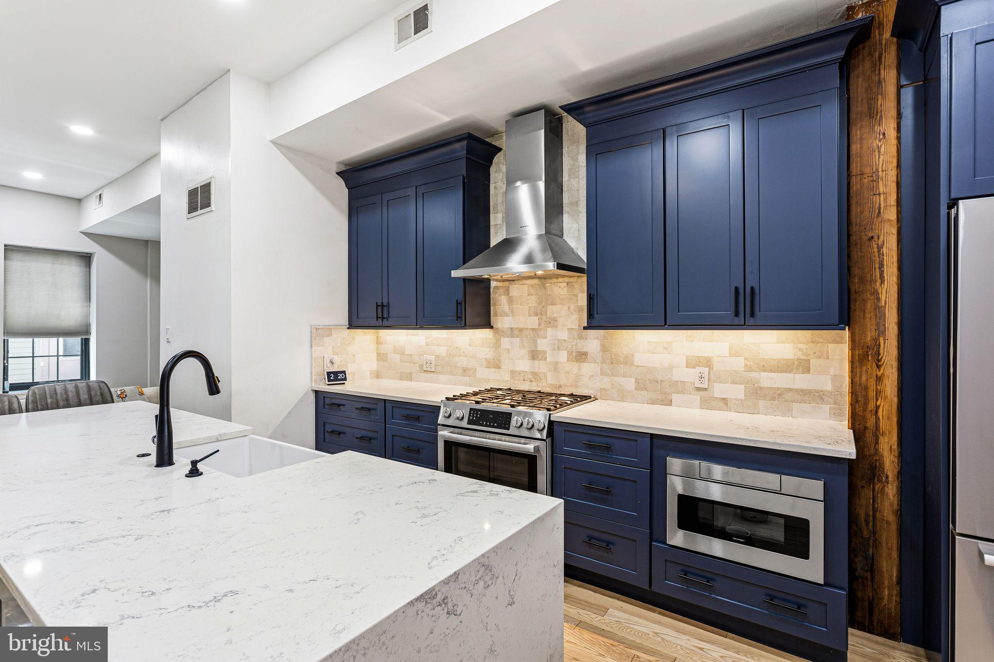 FAIRMOUNT - Residential