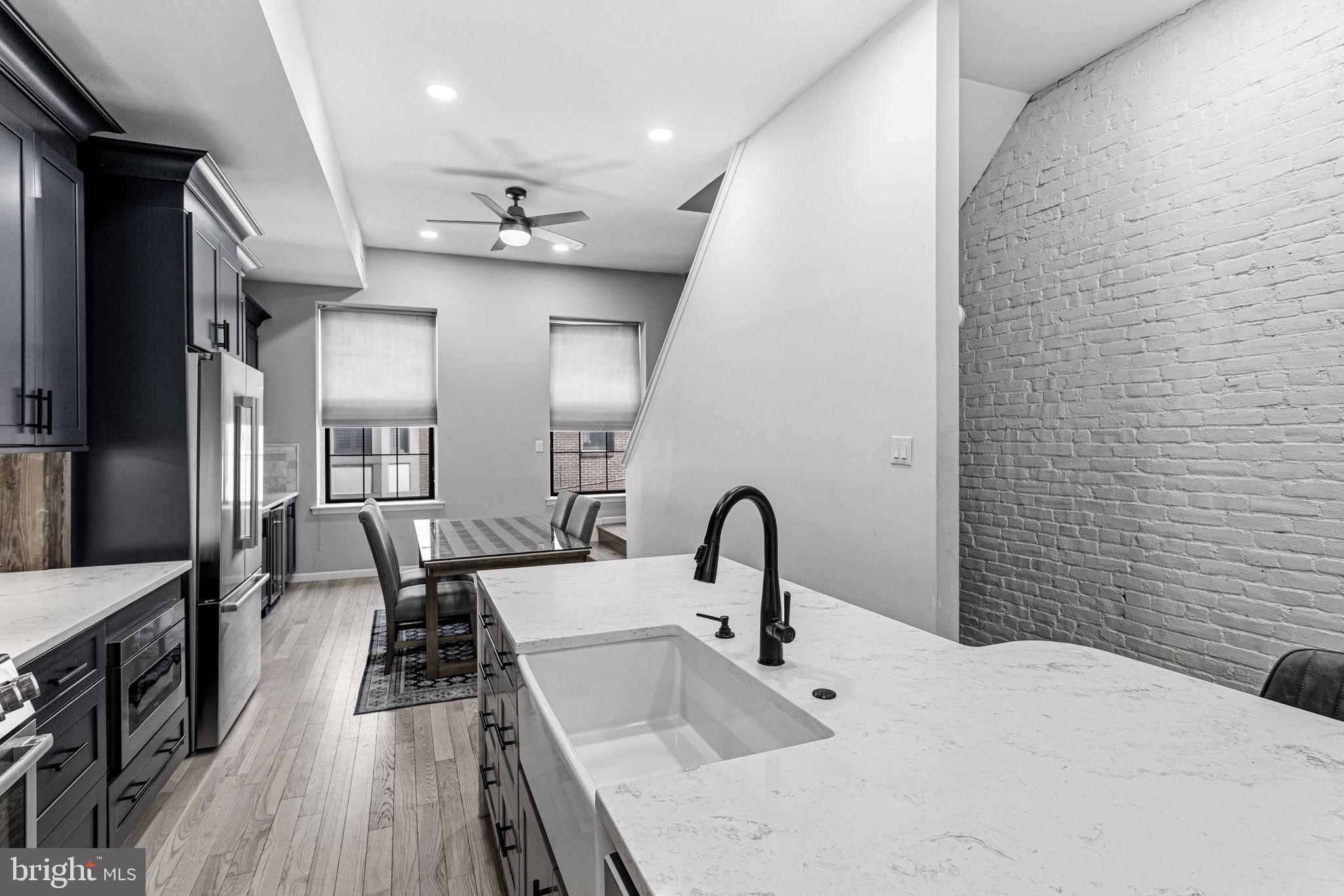 FAIRMOUNT - Residential