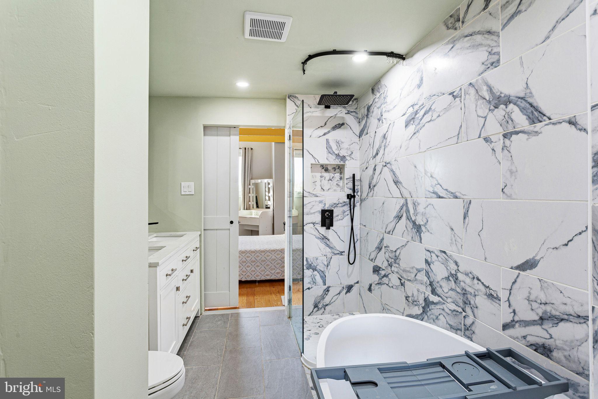 FAIRMOUNT - Residential