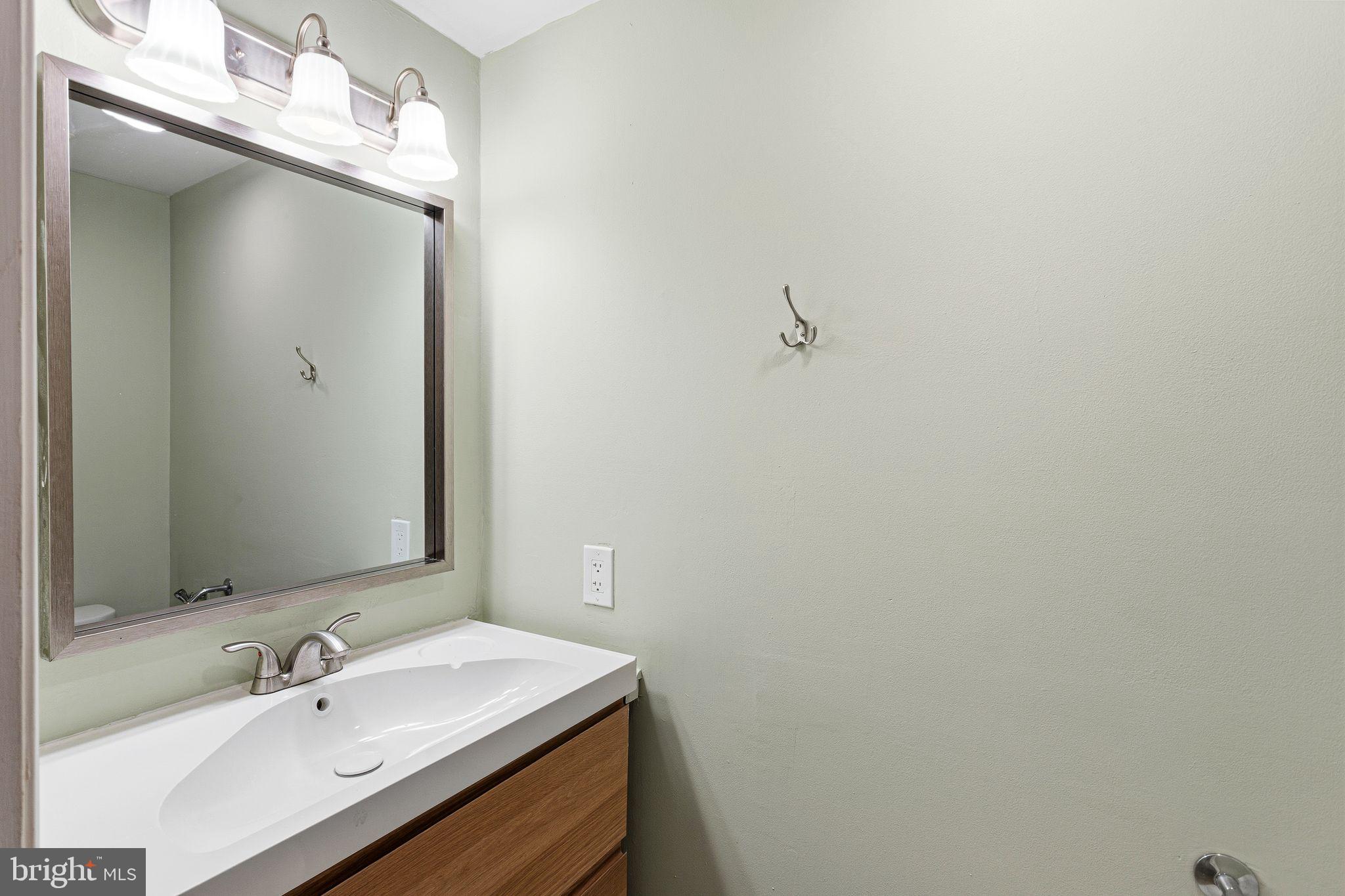 FAIRMOUNT - Residential