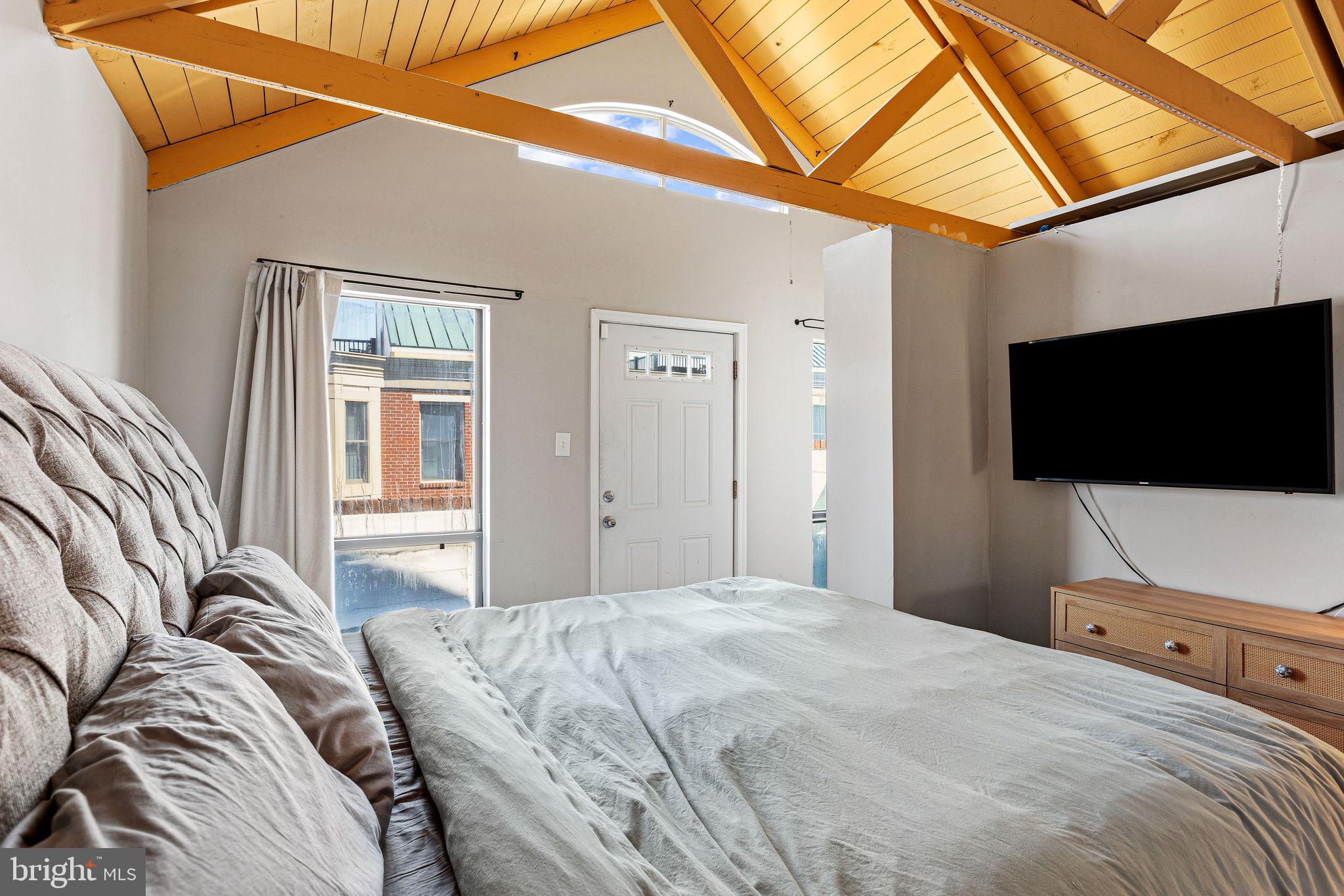 FAIRMOUNT - Residential