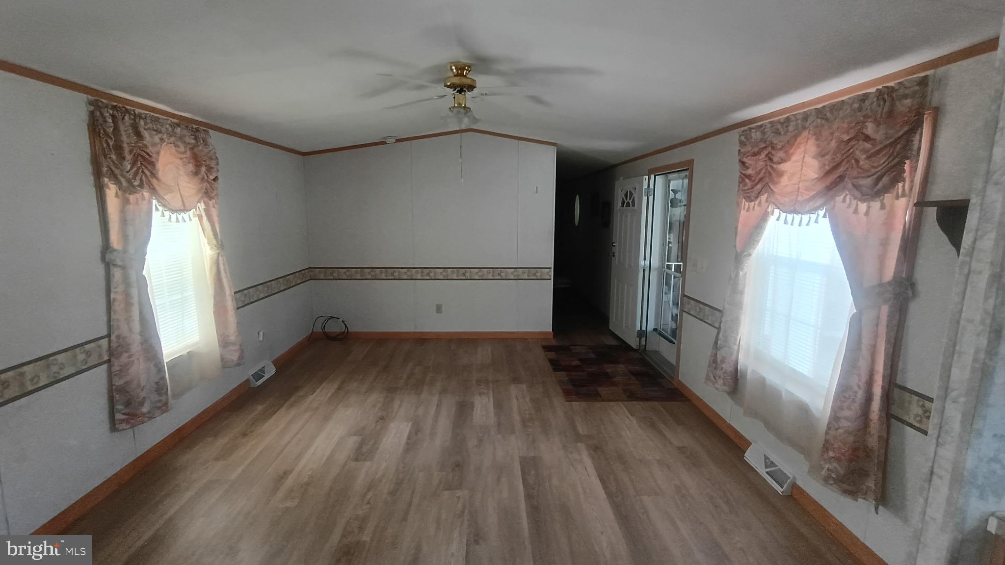 172 PRIMROSE LANE