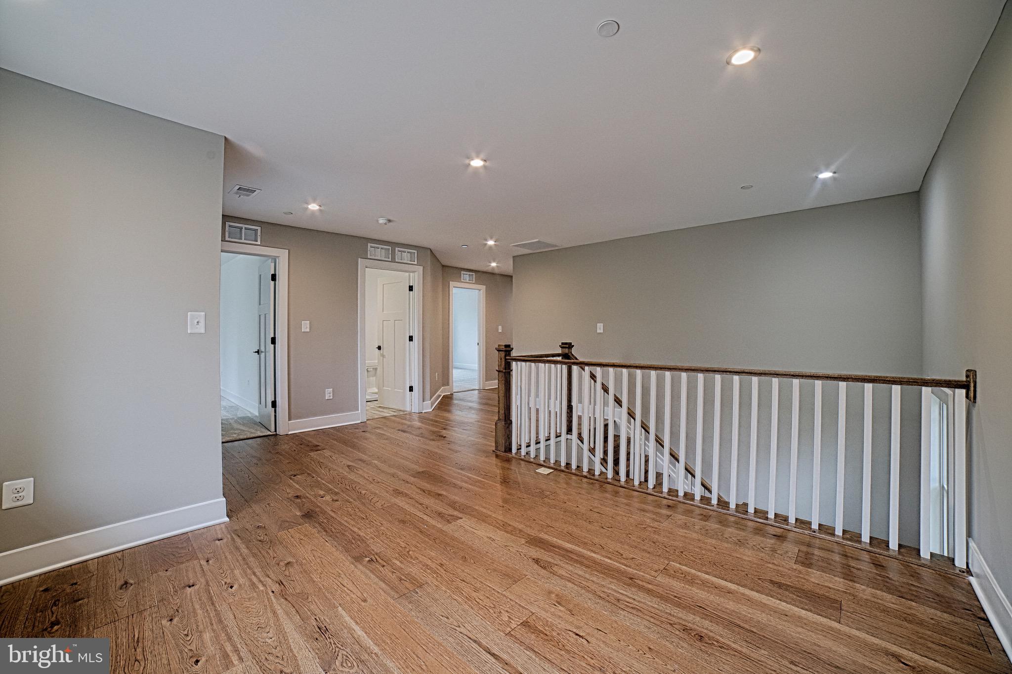 HOMEWOOD - Residential