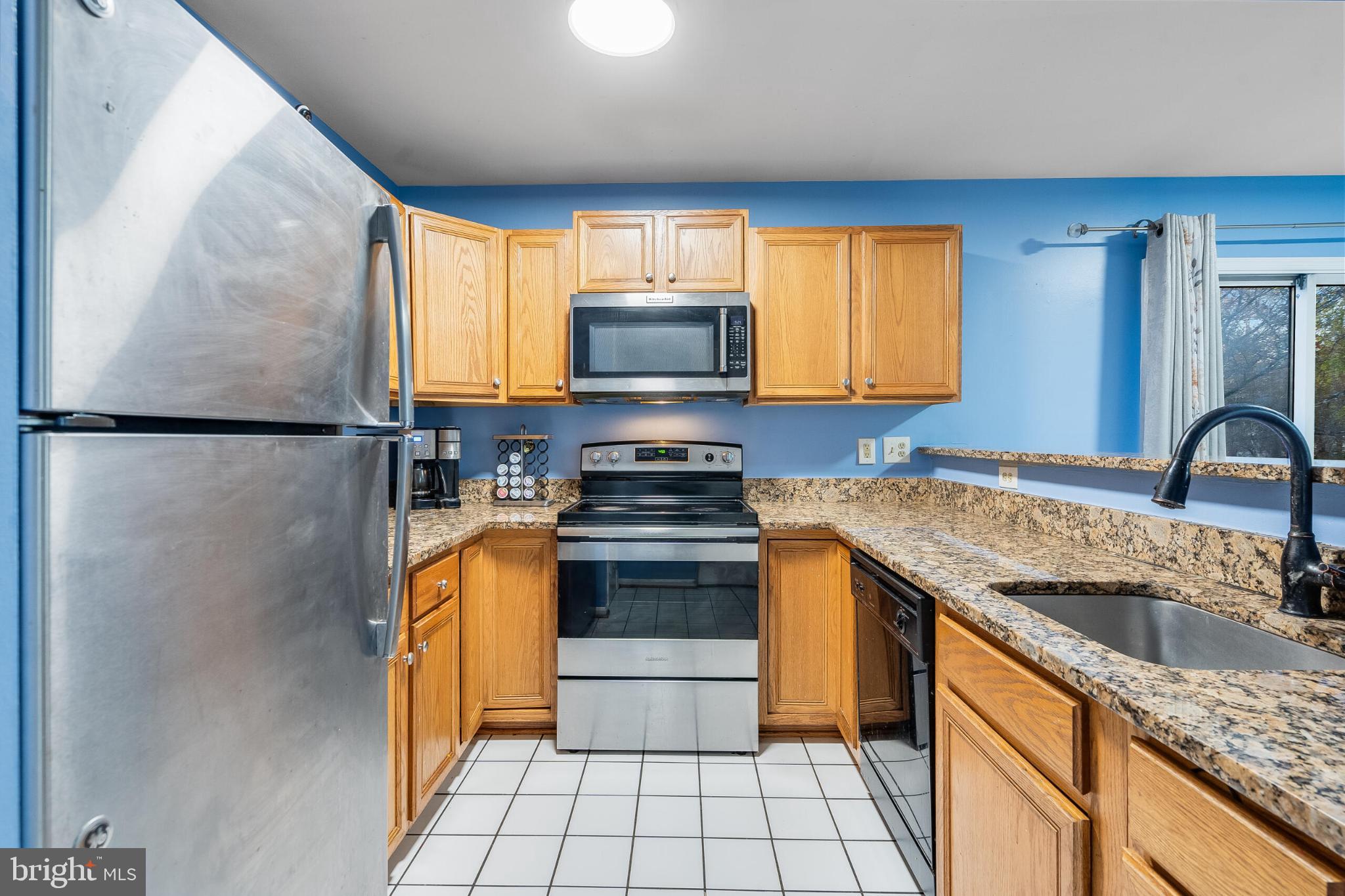 CENTRE RIDGE LAND BAY - Residential