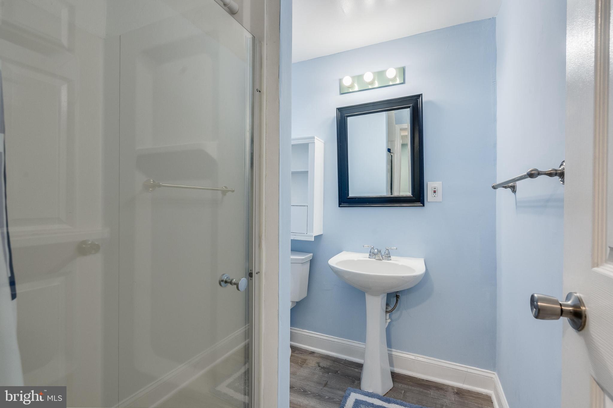 CENTRE RIDGE LAND BAY - Residential