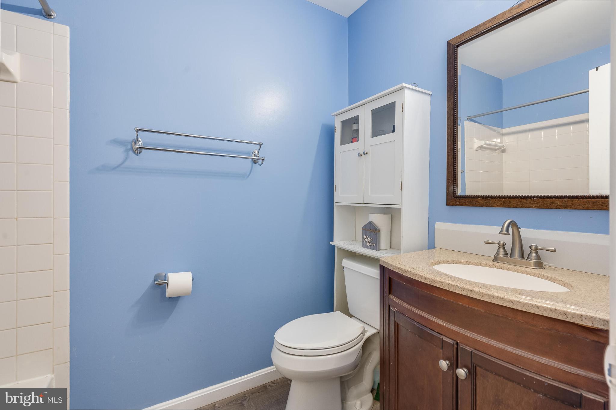 CENTRE RIDGE LAND BAY - Residential