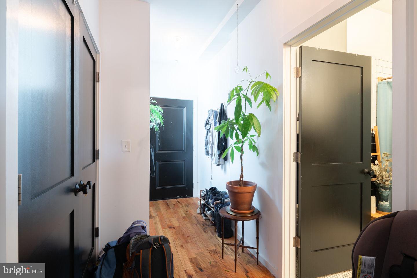 FISHTOWN - Commercial Sale