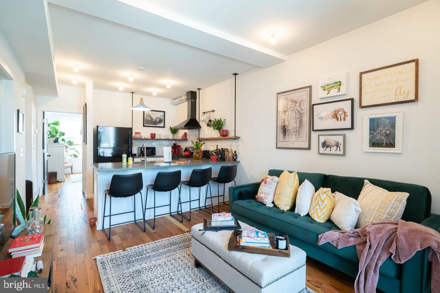 FISHTOWN - Commercial Sale