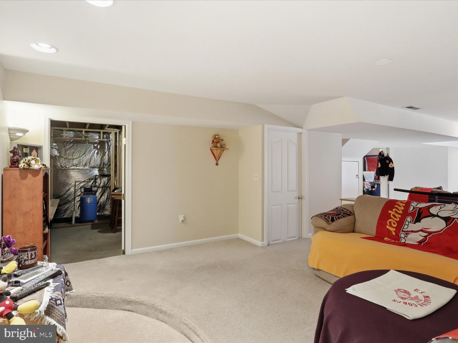 ROSE VILLAGE - Residential