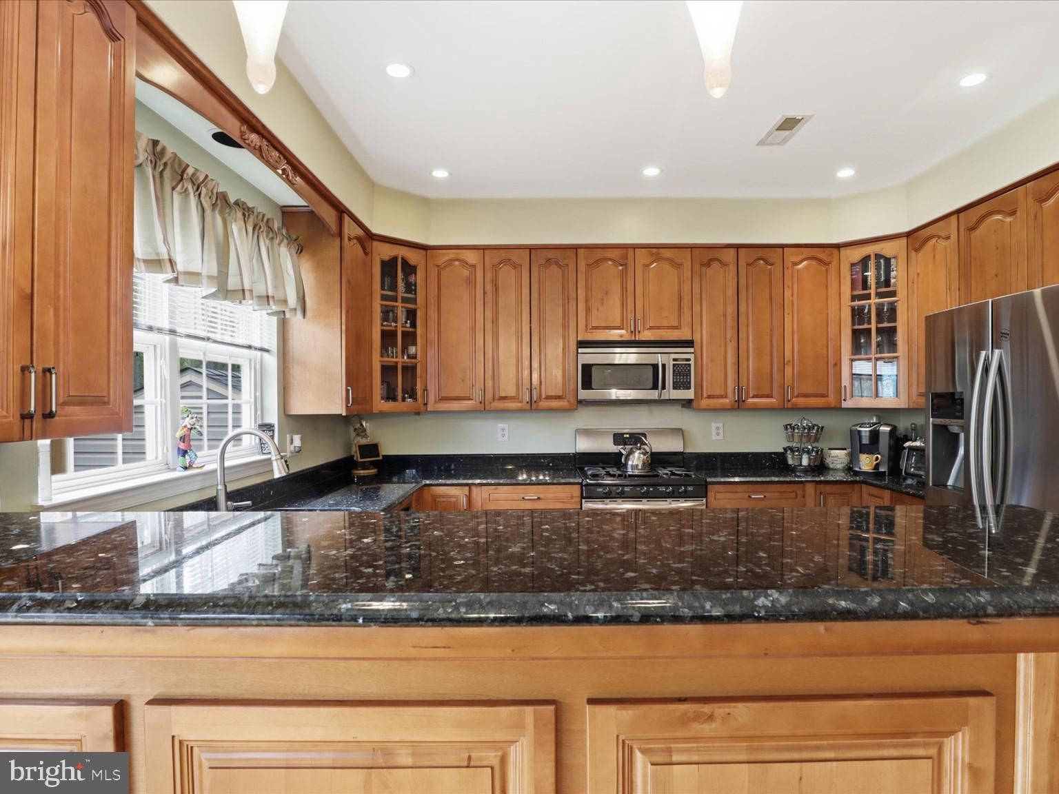 ROSE VILLAGE - Residential