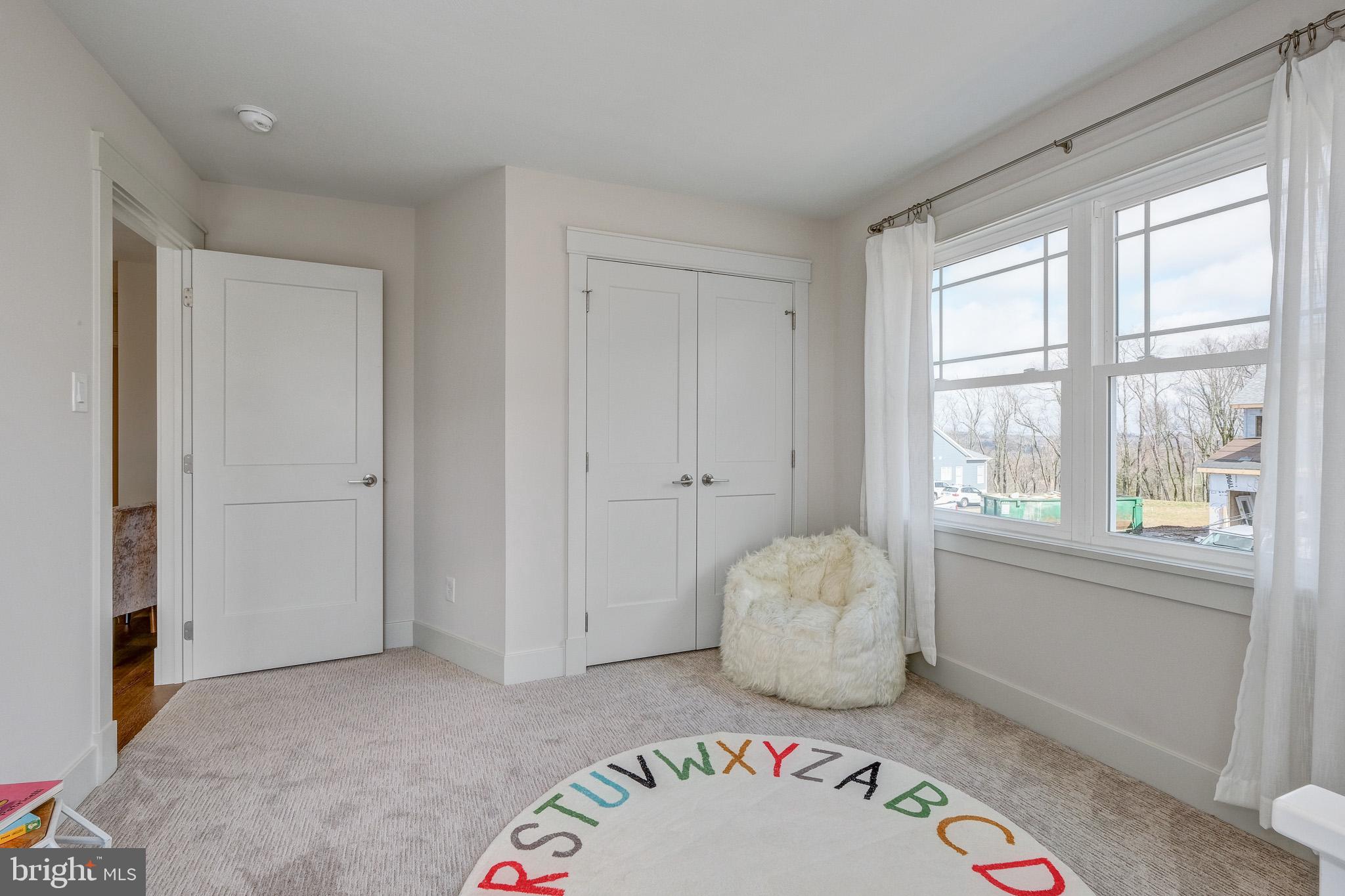 CEDAR VIEW - Residential