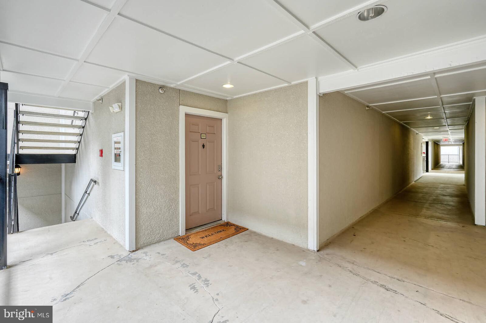 1504 LINCOLN WAY 302