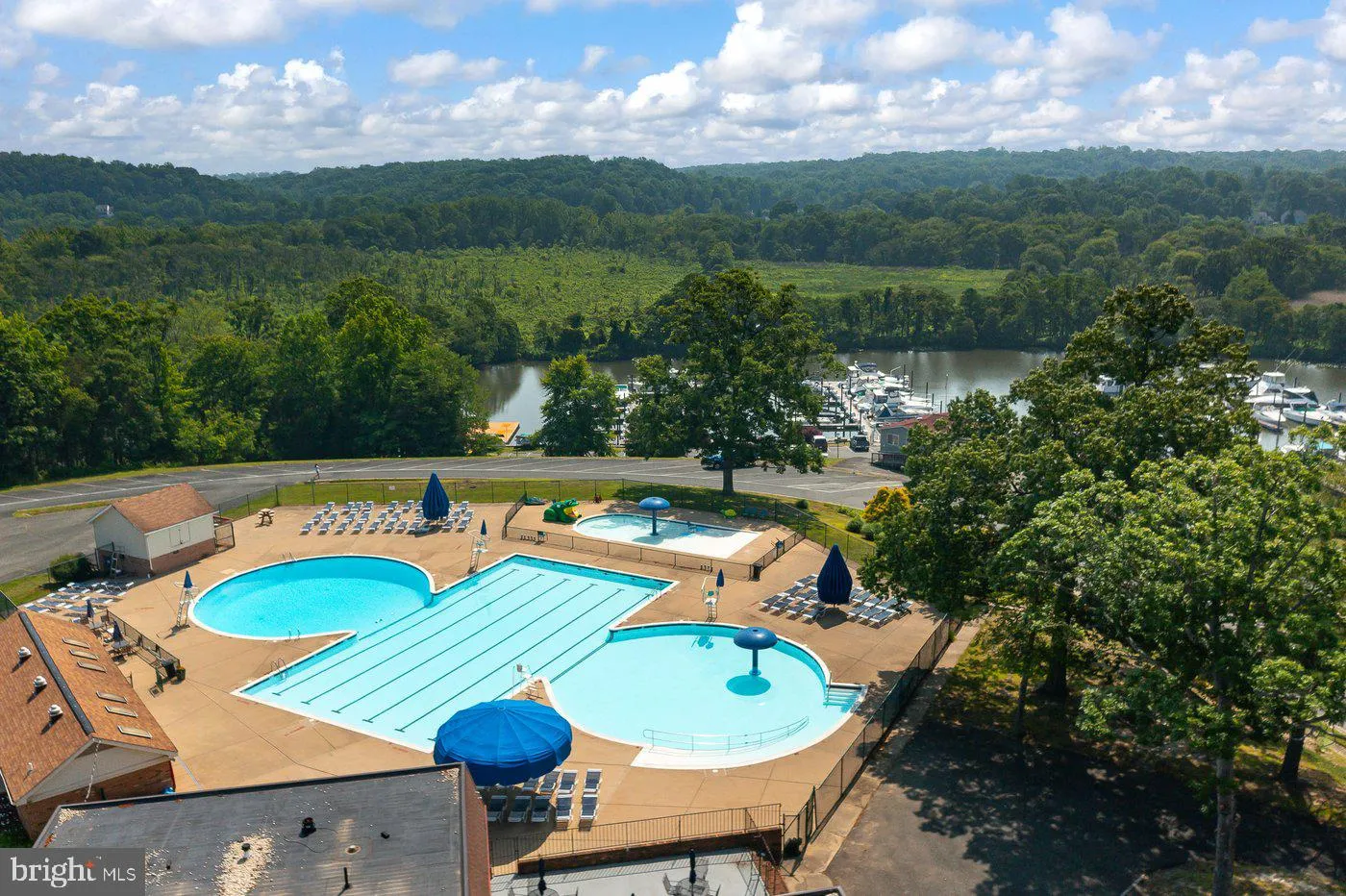 Stafford, Virginia 22554, United States, 4 Bedrooms Bedrooms, ,3 BathroomsBathrooms,Residential,Contingent,127659