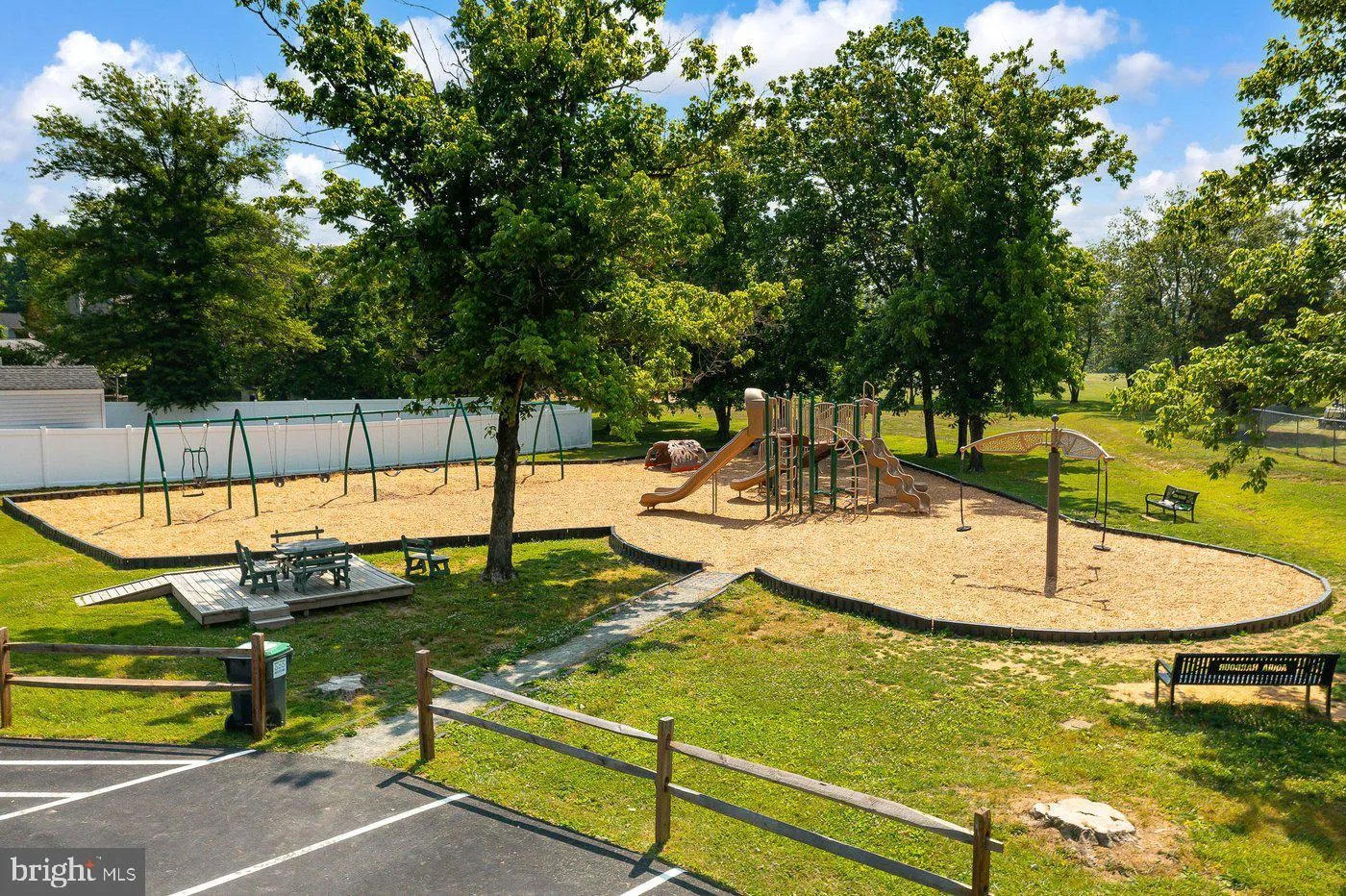 Stafford, Virginia 22554, United States, 4 Bedrooms Bedrooms, ,3 BathroomsBathrooms,Residential,Contingent,127659