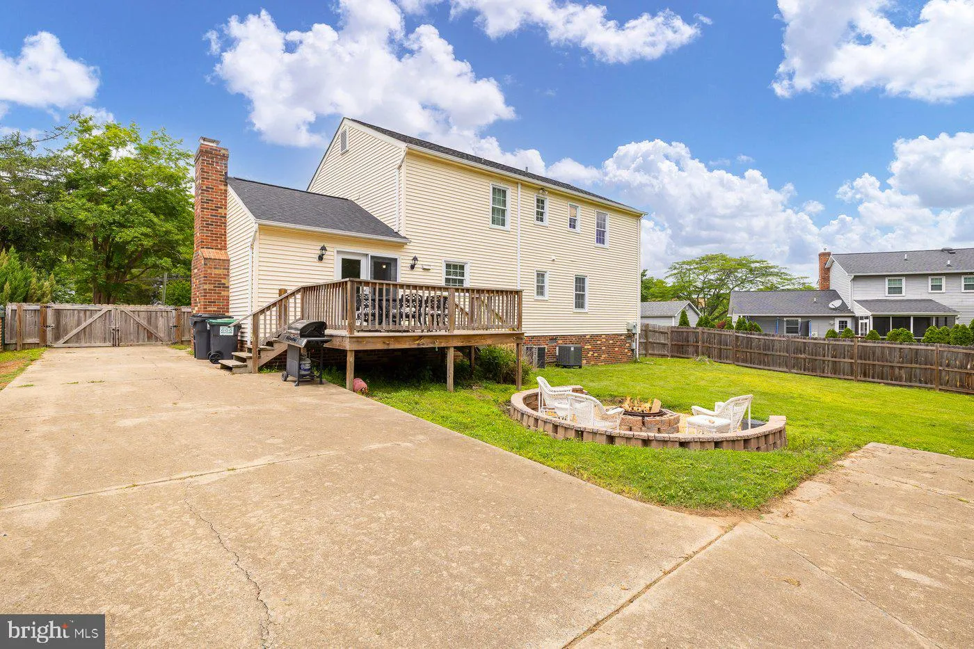 Stafford, Virginia 22554, United States, 4 Bedrooms Bedrooms, ,3 BathroomsBathrooms,Residential,Contingent,127659