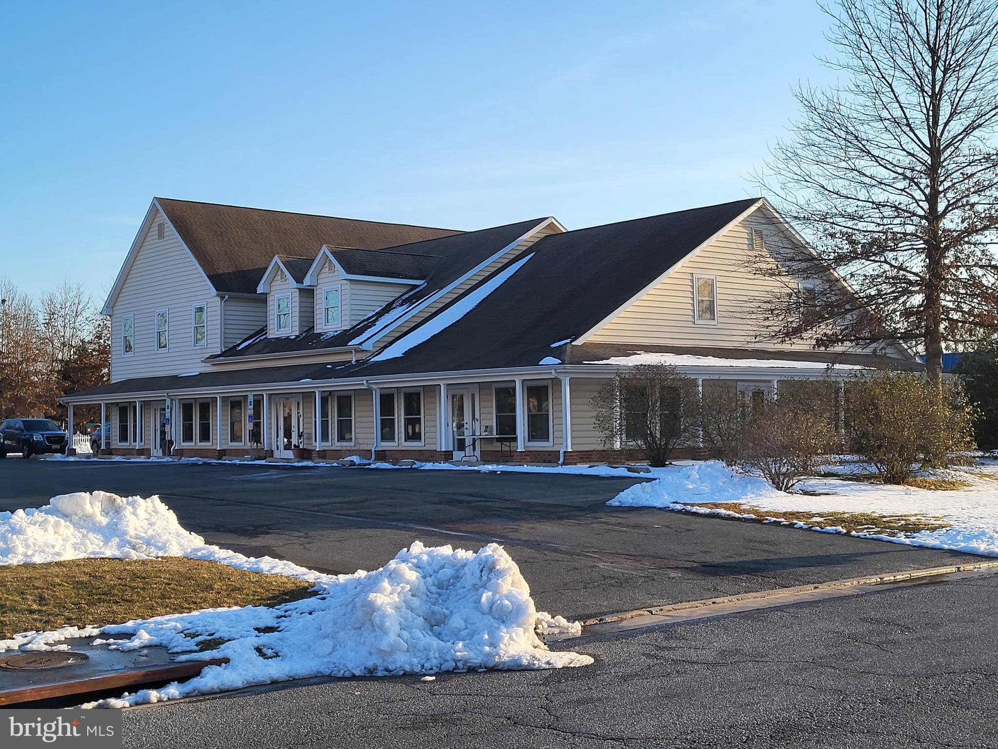 GLEBE BUSINESS PARK - Commercial Sale