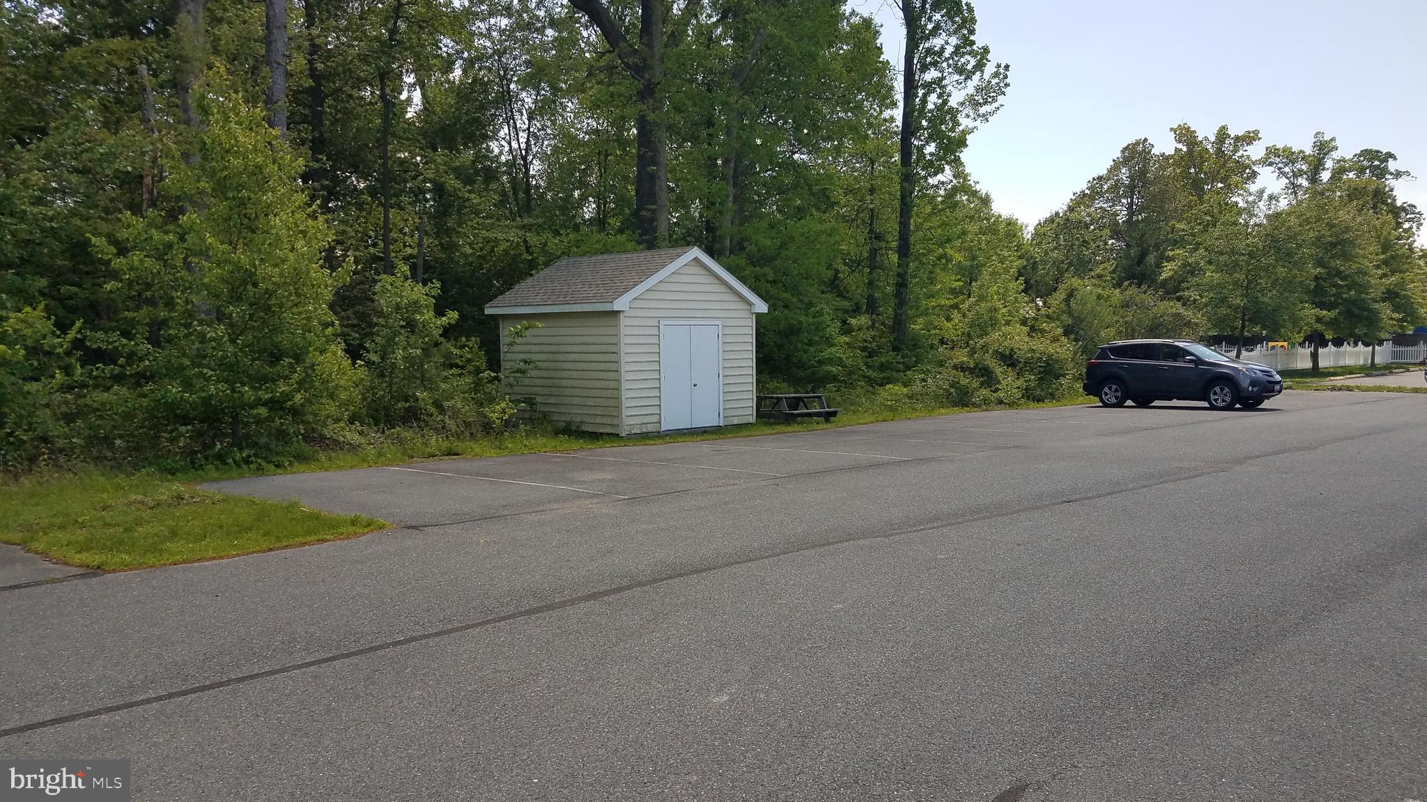 GLEBE BUSINESS PARK - Commercial Sale