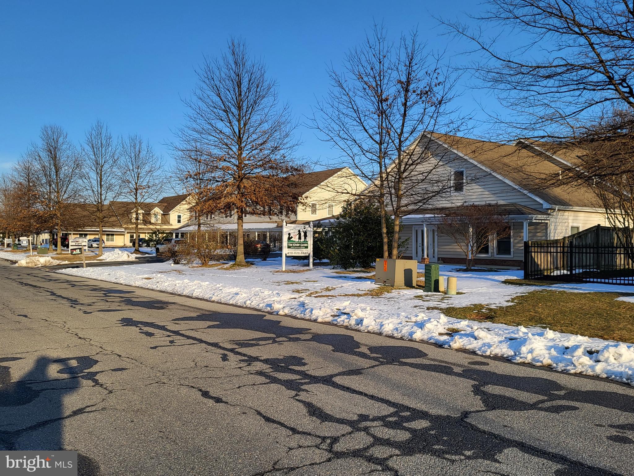 GLEBE BUSINESS PARK - Commercial Sale