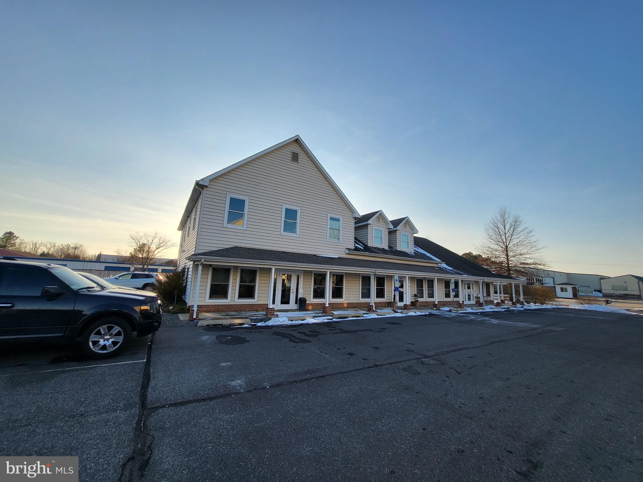 GLEBE BUSINESS PARK - Commercial Sale