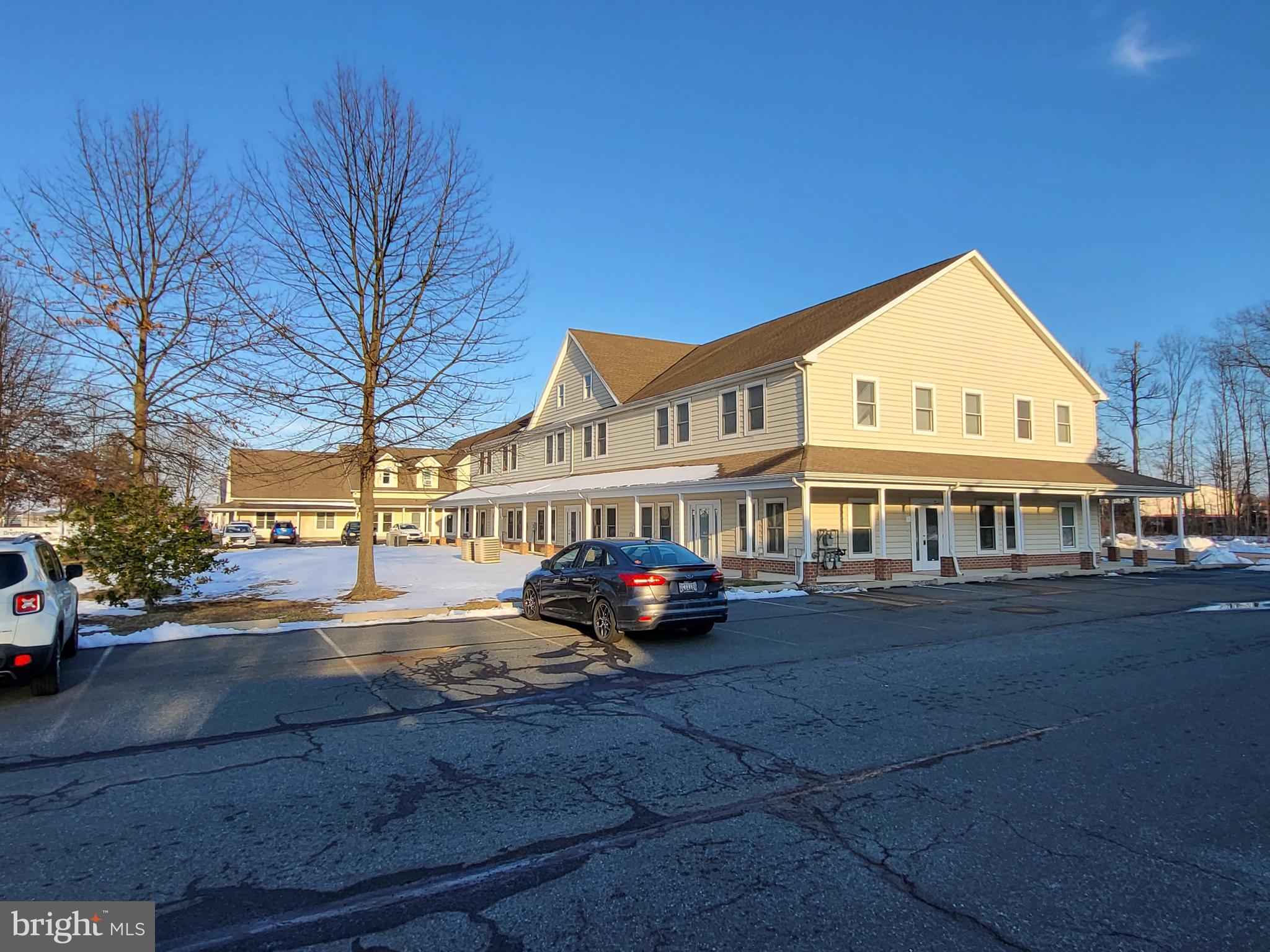 GLEBE BUSINESS PARK - Commercial Sale