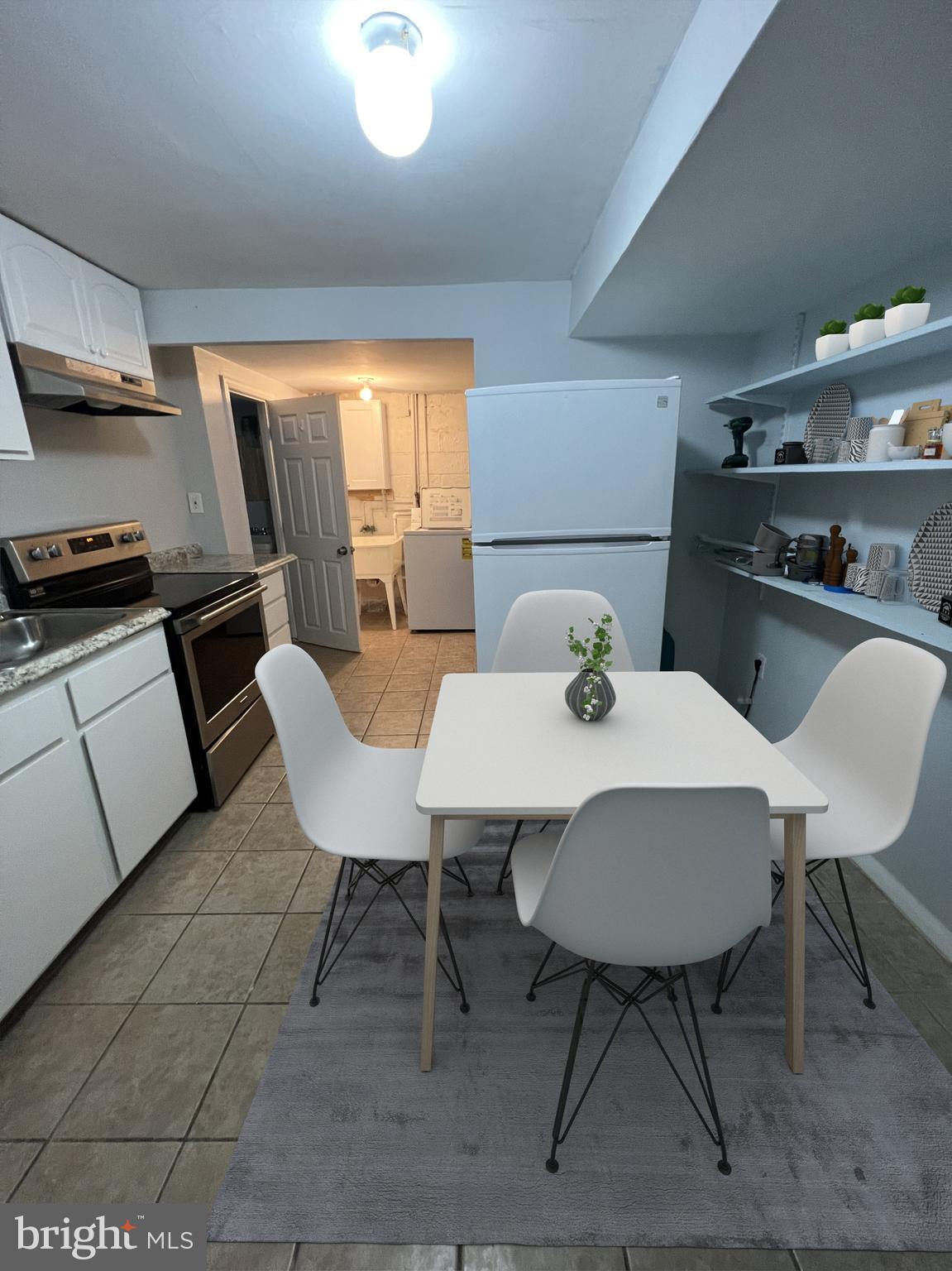 WHEATON  HILLS - Residential Lease