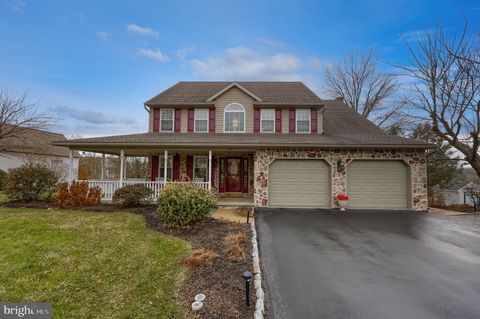22 ROYAL DRIVE LITITZ PA 17543
