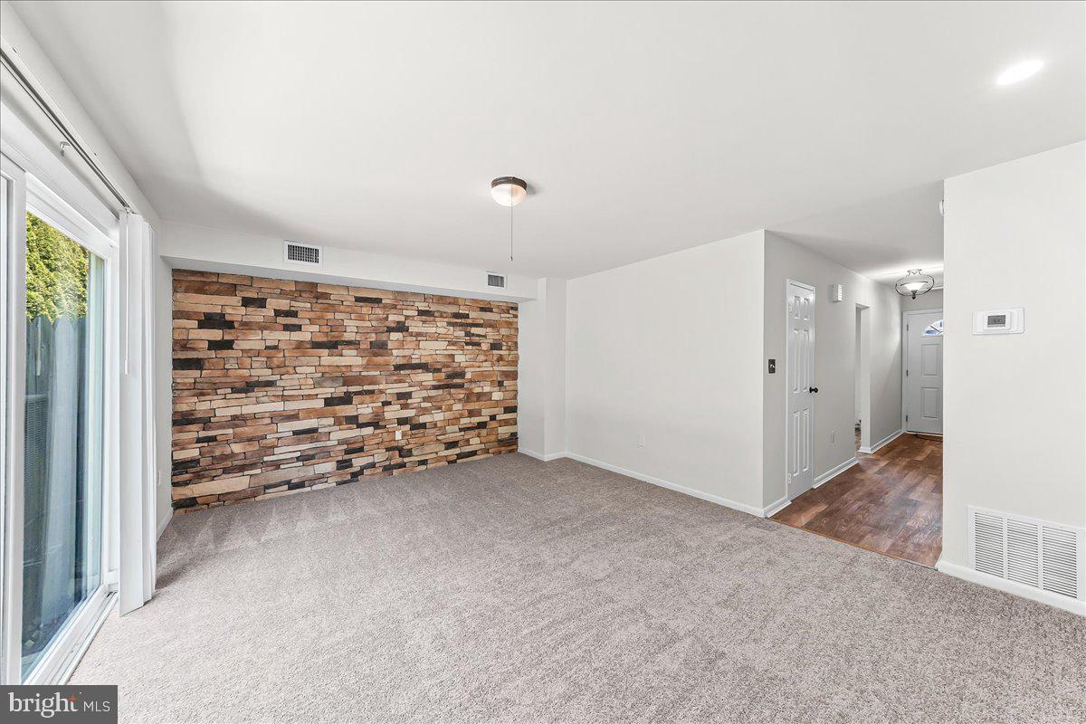 NORWOOD HOUSE - Residential