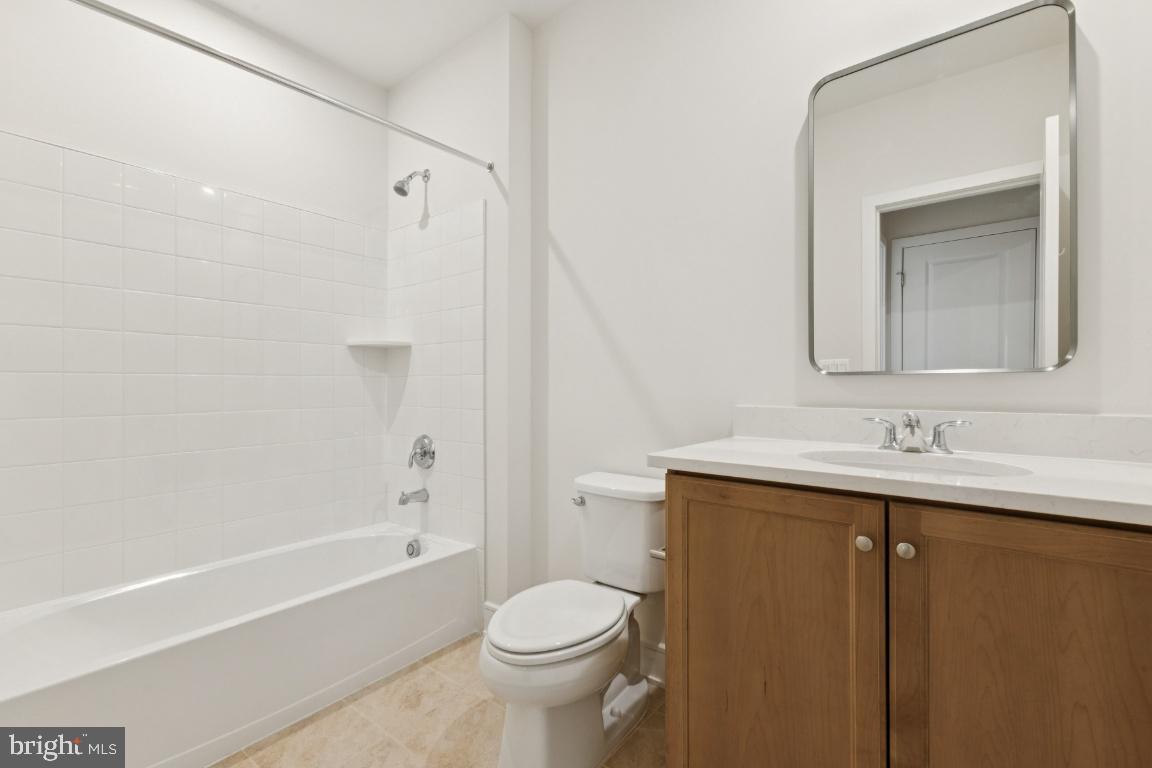 GLENMORE FARM - Residential