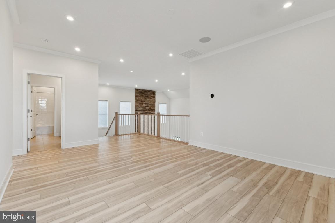 GLENMORE FARM - Residential