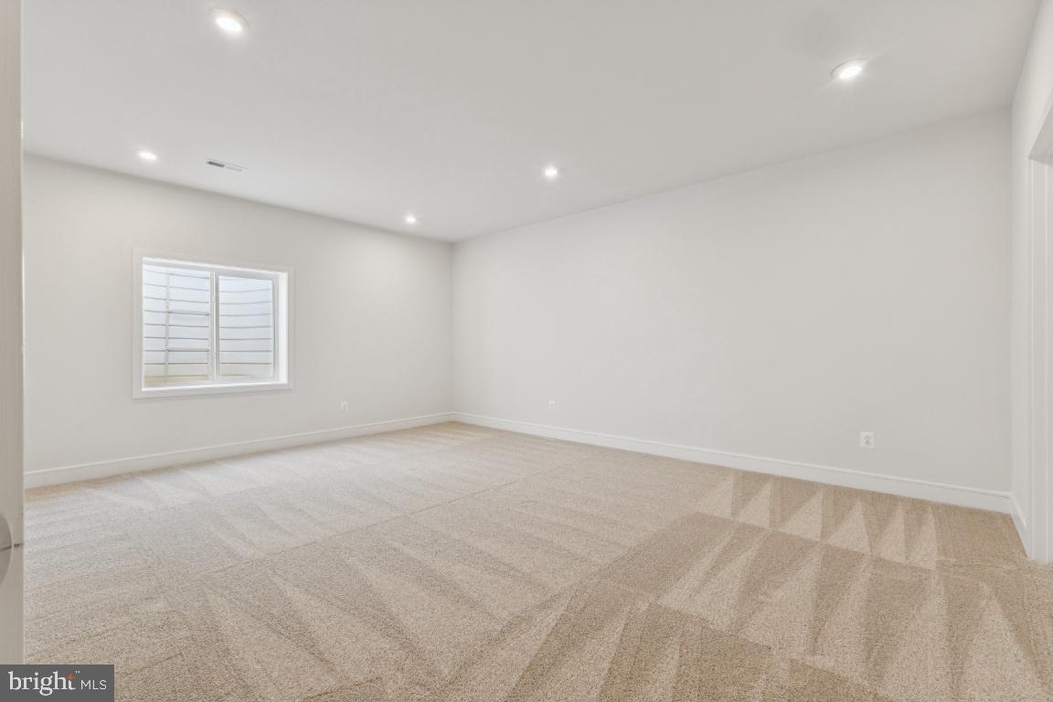 GLENMORE FARM - Residential