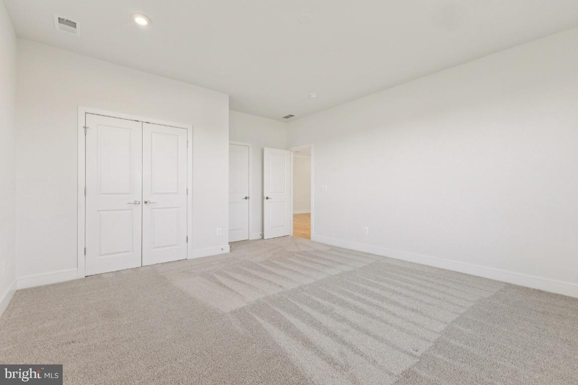 GLENMORE FARM - Residential