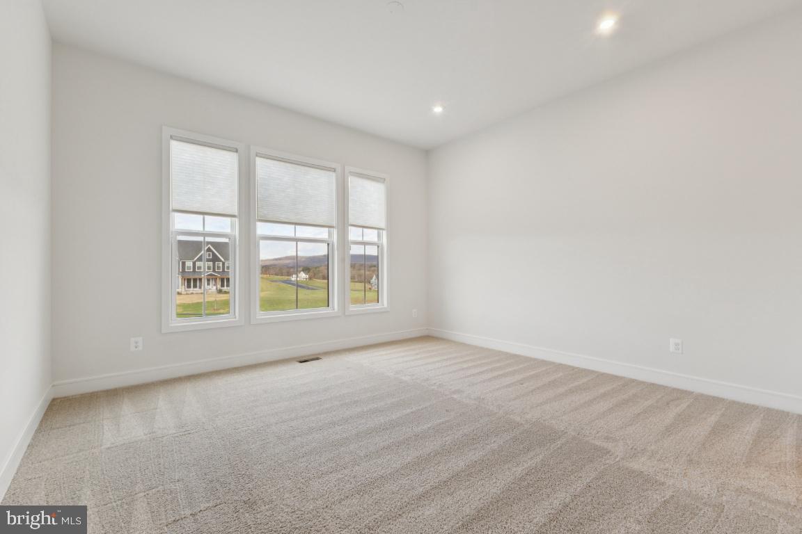 GLENMORE FARM - Residential