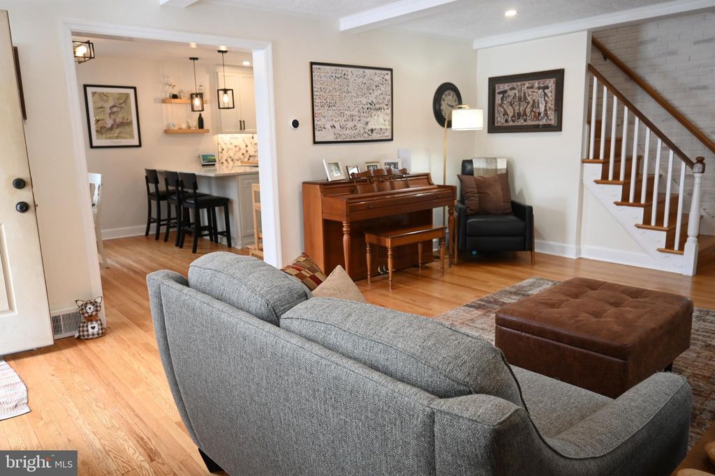 Photo of 514 Springview Lane, SPRINGFIELD, PA 19064 (MLS # PADE2108338)