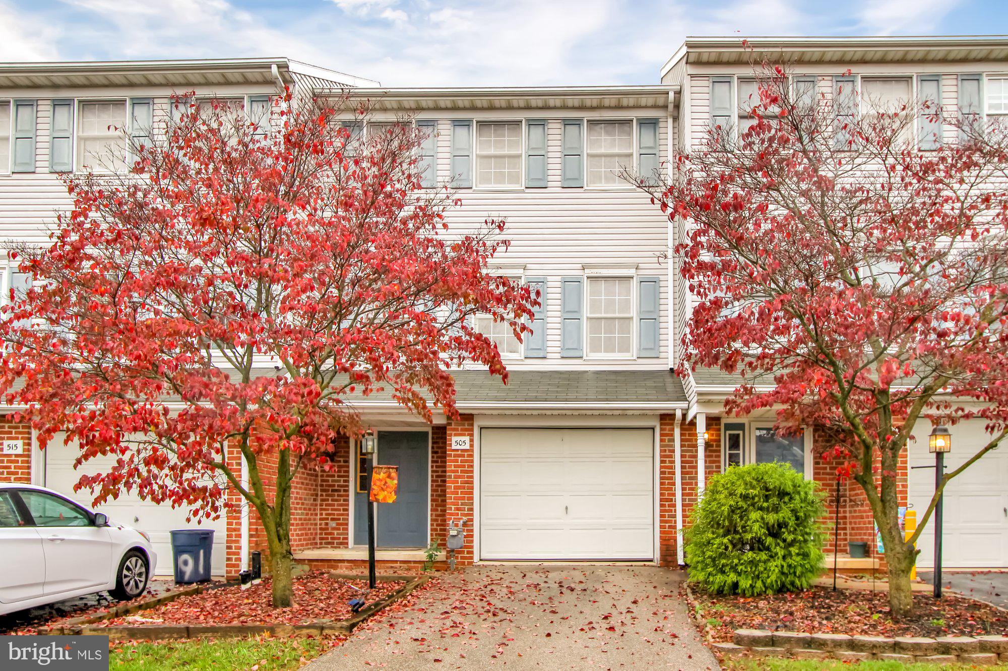 WOODMONT ESTATES - Residential