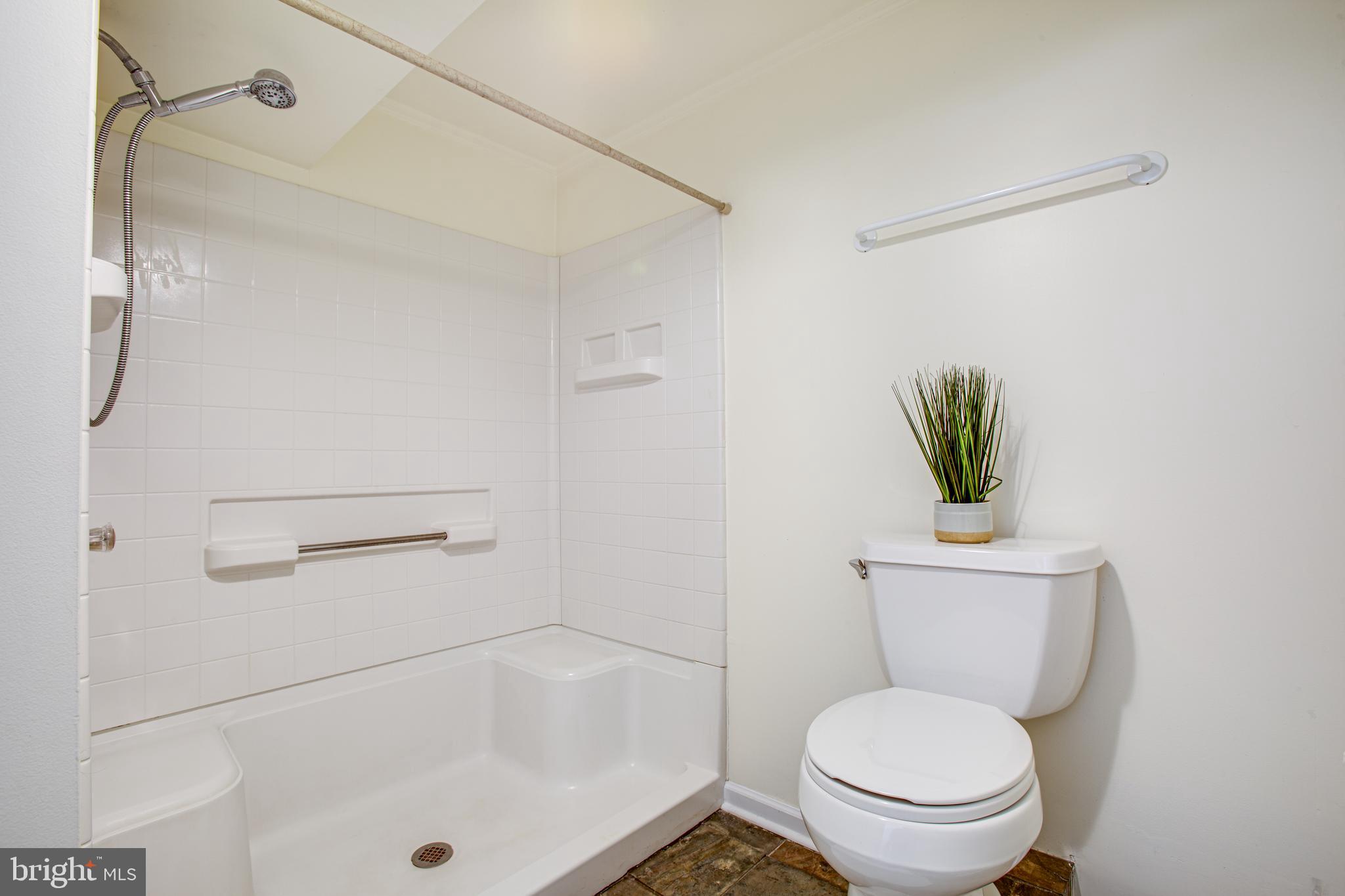 AQUIA HARBOUR - Residential Lease