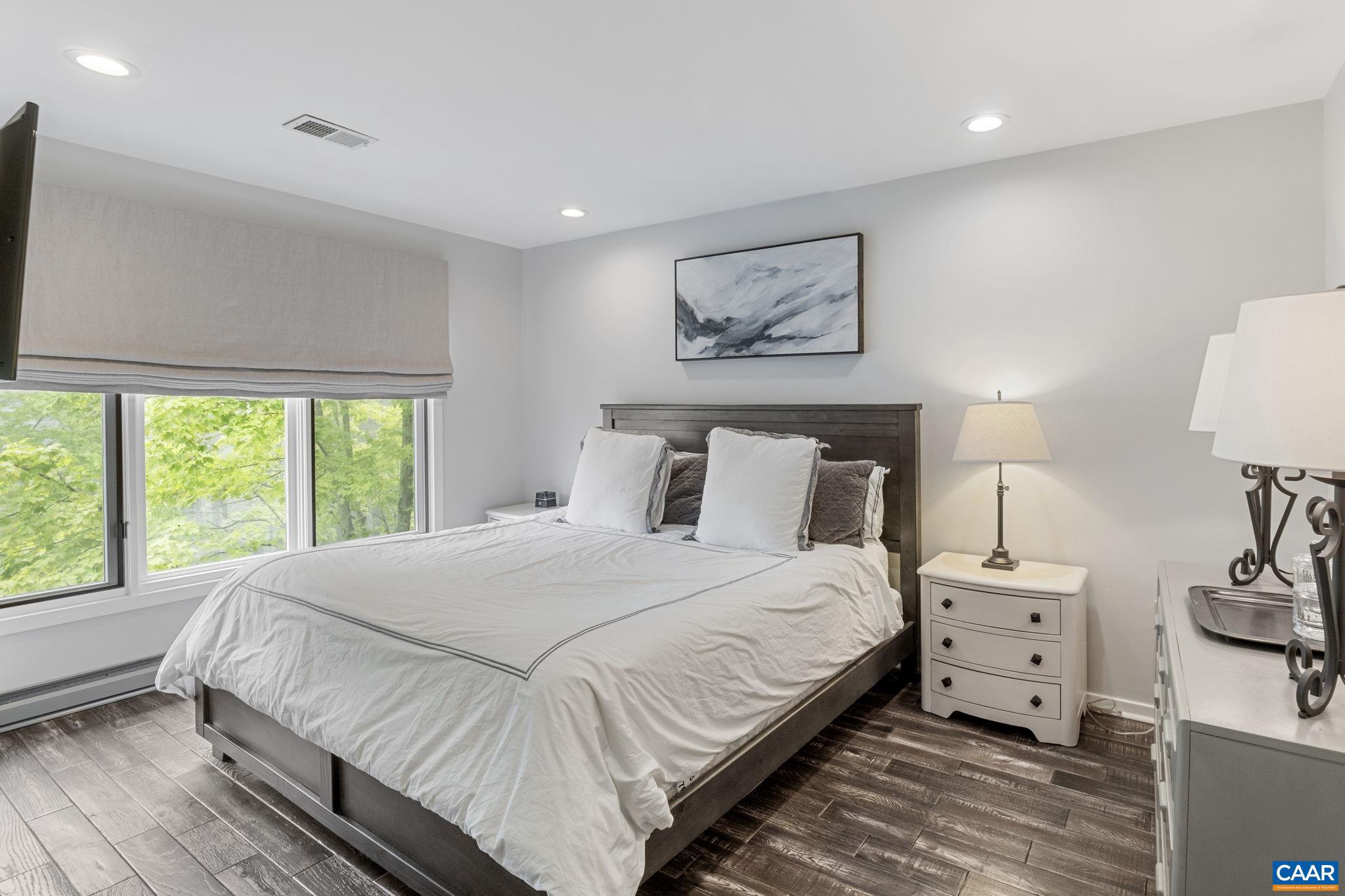 WINTERGREEN RESORT - Residential