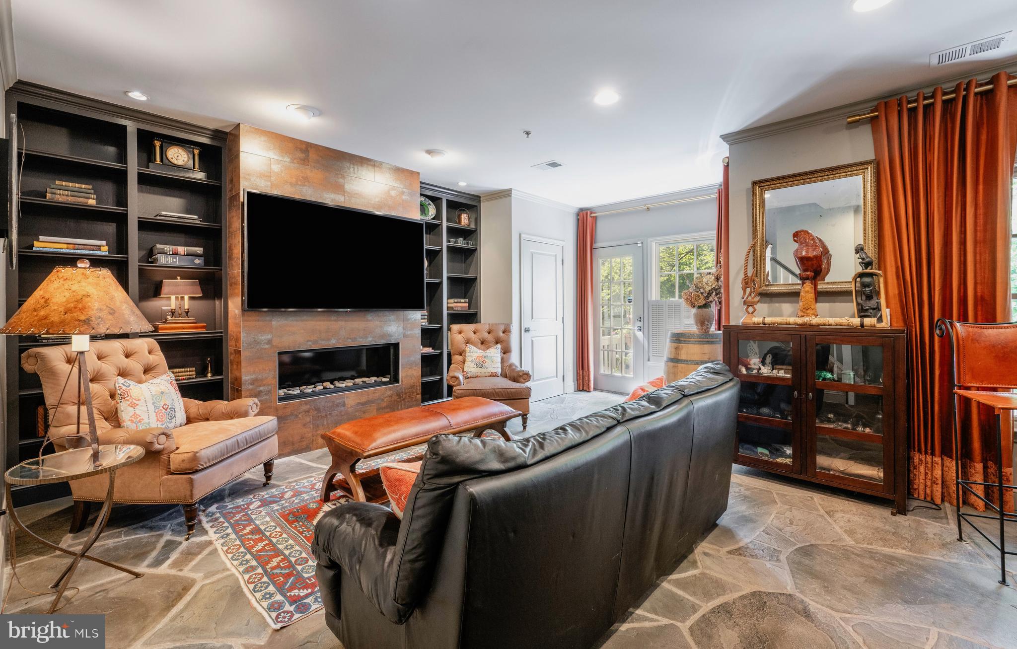 FORDS LANDING - Residential