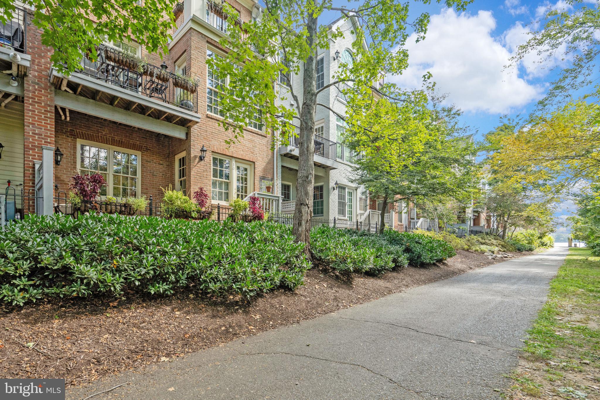 FORDS LANDING - Residential