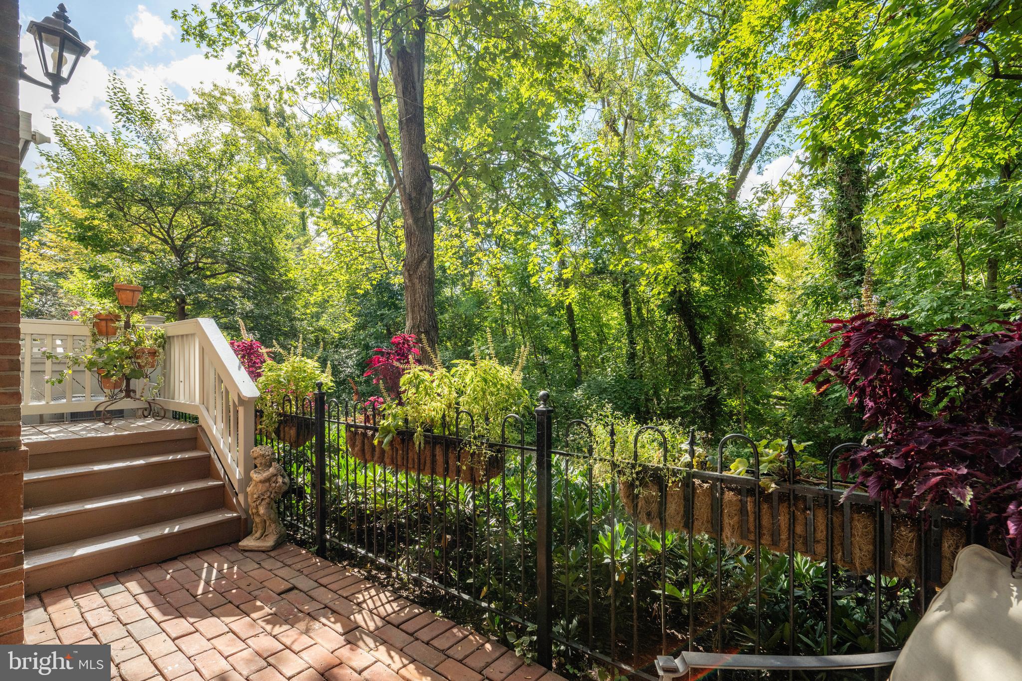 FORDS LANDING - Residential