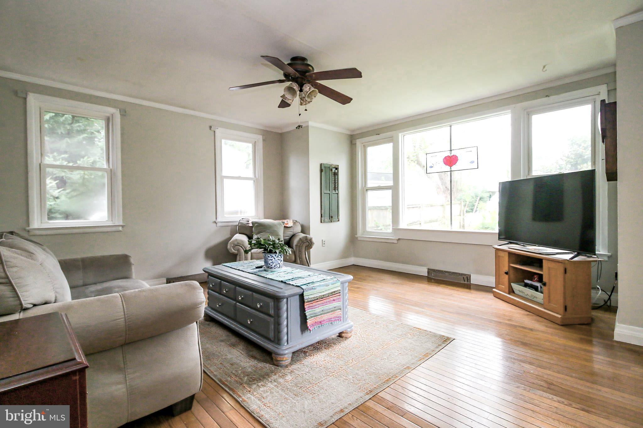 3552 OAK DRIVE