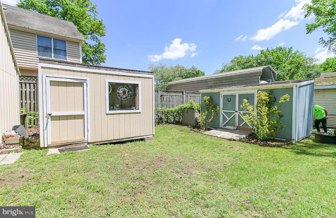 3552 OAK DRIVE