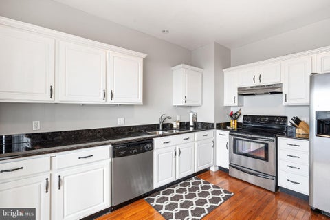 Photo of 1303 South Street, PHILADELPHIA, PA 19147 (MLS # PAPH2681120)